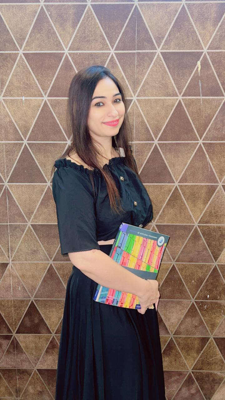 Himani Anand — IB French Language Teacher · 15+ years